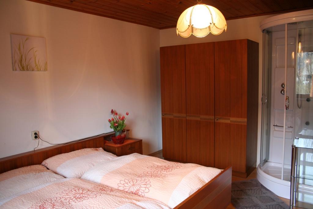 Ferienwohnungen Grabnerbauer Mondsee Rum bild